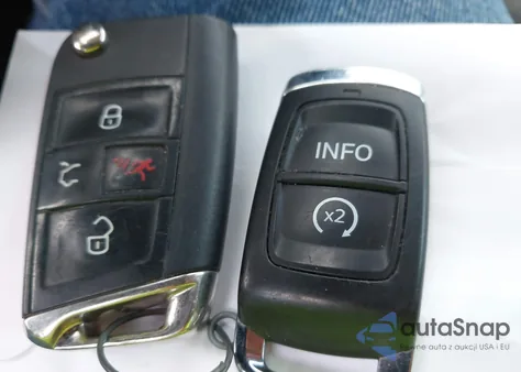 2019 Volkswagen Tiguan из США, поврежденный, VIN 3VV2B7AXXKM090749